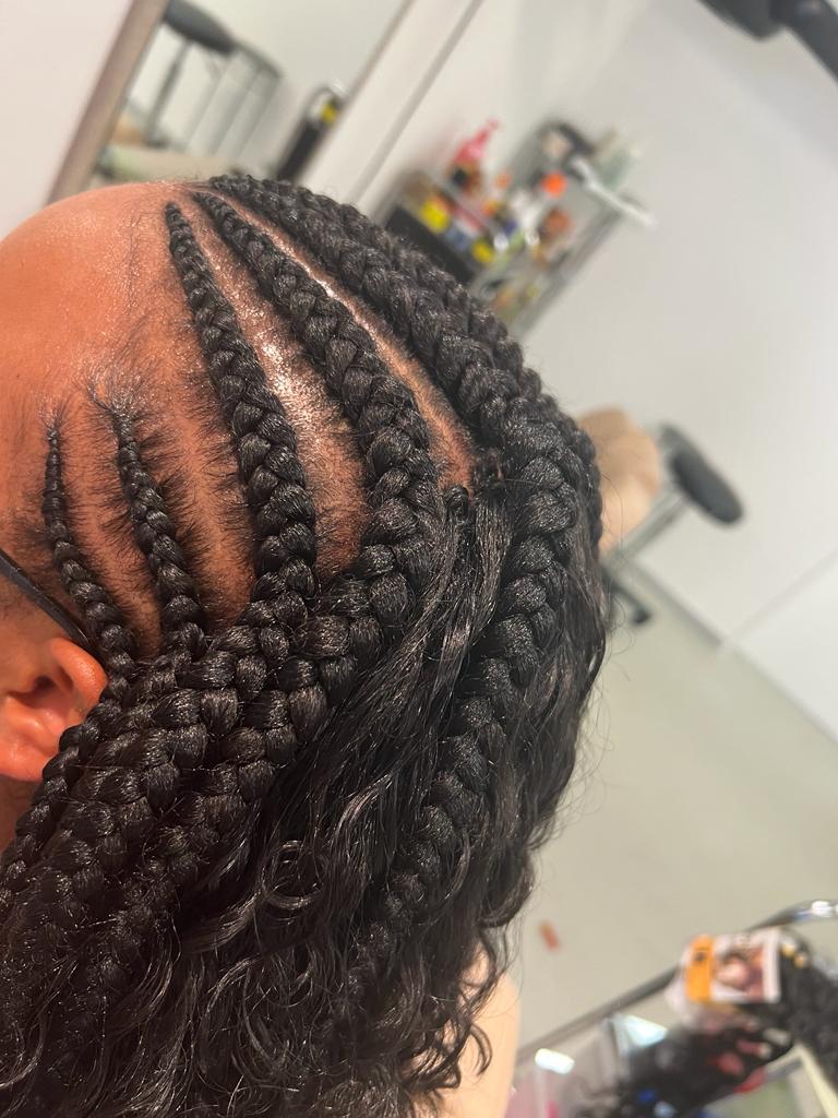 whatsapp image 2023 12 27 at 21.25.22