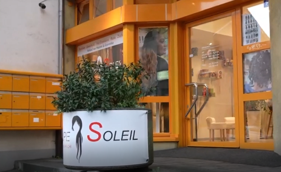 Home facade coupe soleil